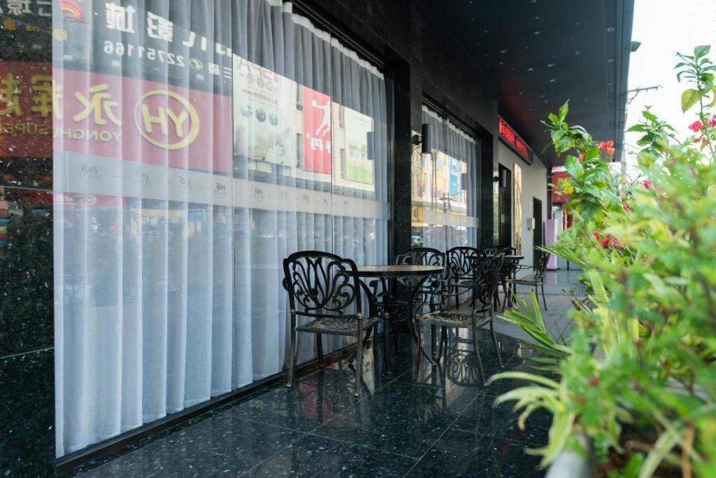 Ibis Styles Quanzhou Quanxiu Road Hotel Exterior photo