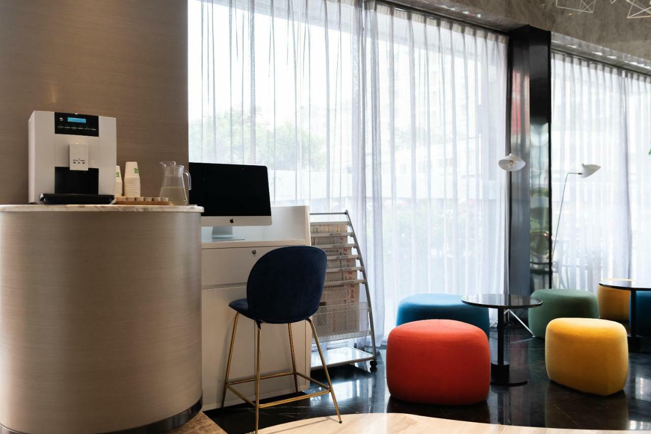 Ibis Styles Quanzhou Quanxiu Road Hotel Exterior photo
